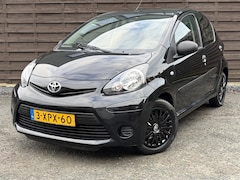 Toyota Aygo - 1.0 VVT-i Now / Airco / EL-ramen / NAP