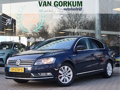 Volkswagen Passat - 1.4 TSI Comfortline BlueMotion / Automaat / Park Pilot