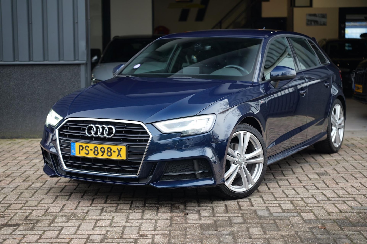 Audi A3 Sportback - 1.0 TFSI Sport S-Line 18inch|LED|Navi|NAP - AutoWereld.nl