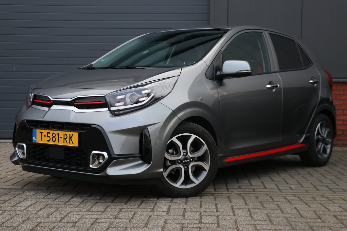 Kia Picanto - 1.0 DPi GT-Line carplay l camera l led l leer parkeer sensor  cruiscontrol - AutoWereld.nl