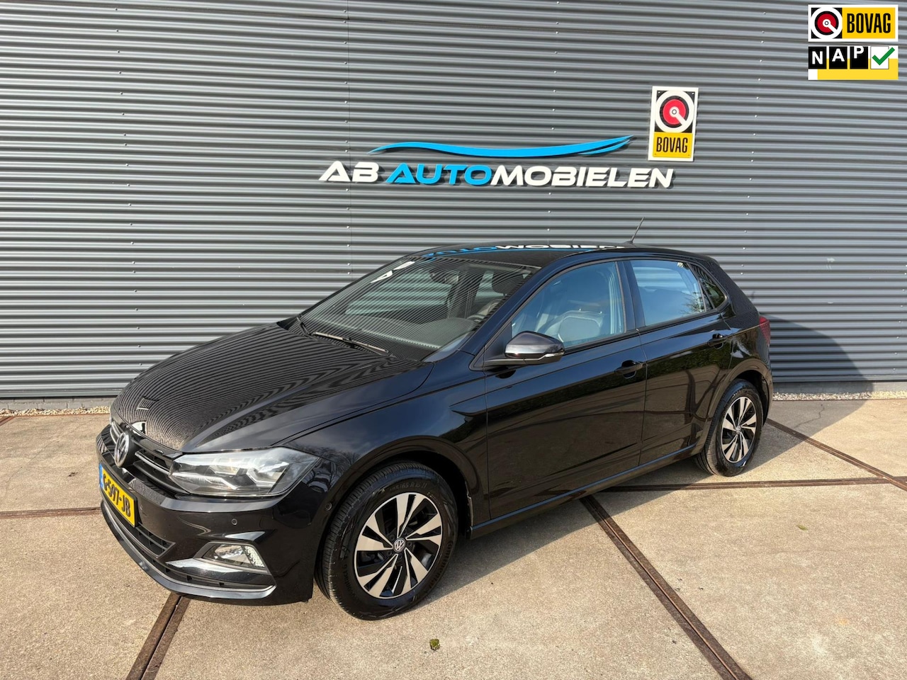 Volkswagen Polo - 1.0 TSI Comfortline Business DIGITALE DASH/ PDC - AutoWereld.nl