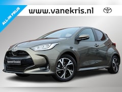 Toyota Yaris - 1.5 Hybrid 115 Dynamic Comfort Pakket Stuurverwarming, Parkeersensoren