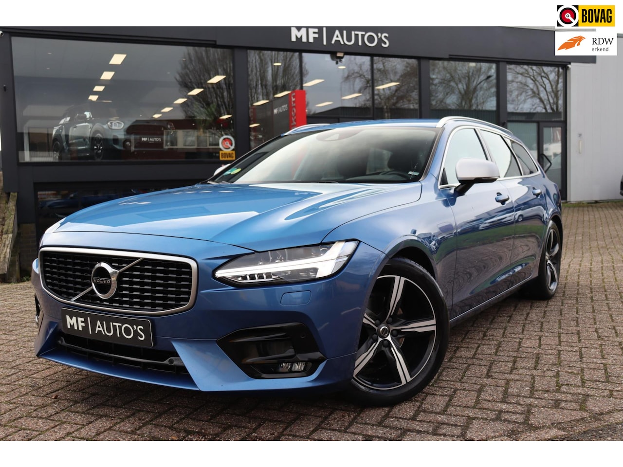 Volvo V90 - 2.0 D3 R-Design|Stuur&Stoelverwarming|Bliss|Trekhaak|Carplay - AutoWereld.nl