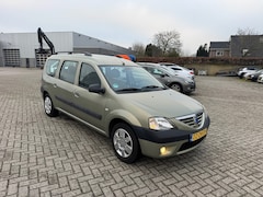 Dacia Logan MCV - 1.6-16V Lauréate 7p