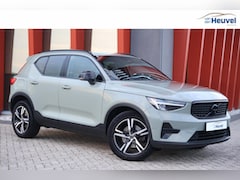Volvo XC40 - B3 Plus Dark | Stoelverwarming | 360° Camera | H/K | Memory Stoelen | Glossy Black