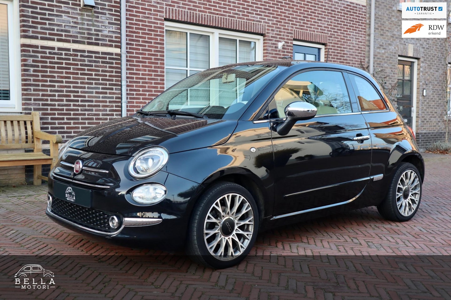 Fiat 500 - Lounge 1.2 | Panoramadak | Automatische airco | Cruise control | Uconnect 7” touchscreen | - AutoWereld.nl