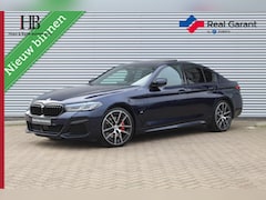 BMW 5-serie - 530e M-sport High Exe/laserled/M-sportstoelen/BOMVOL