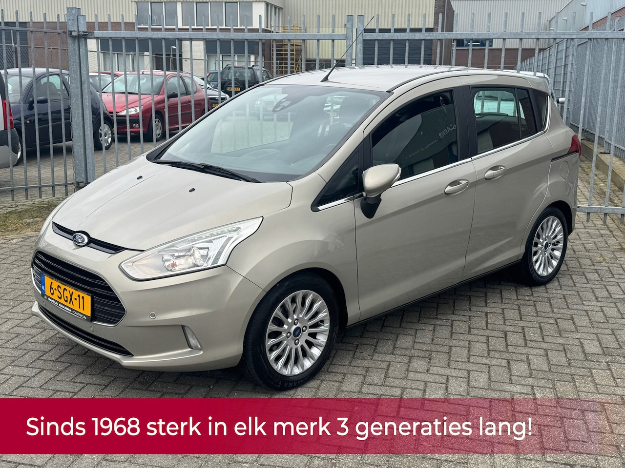 Ford B-Max - 1.0 EcoBoost Titanium NL AUTO NAP! Camera l Navi l Cruise l Trekhaak l PDC v+a l Airco ECC - AutoWereld.nl