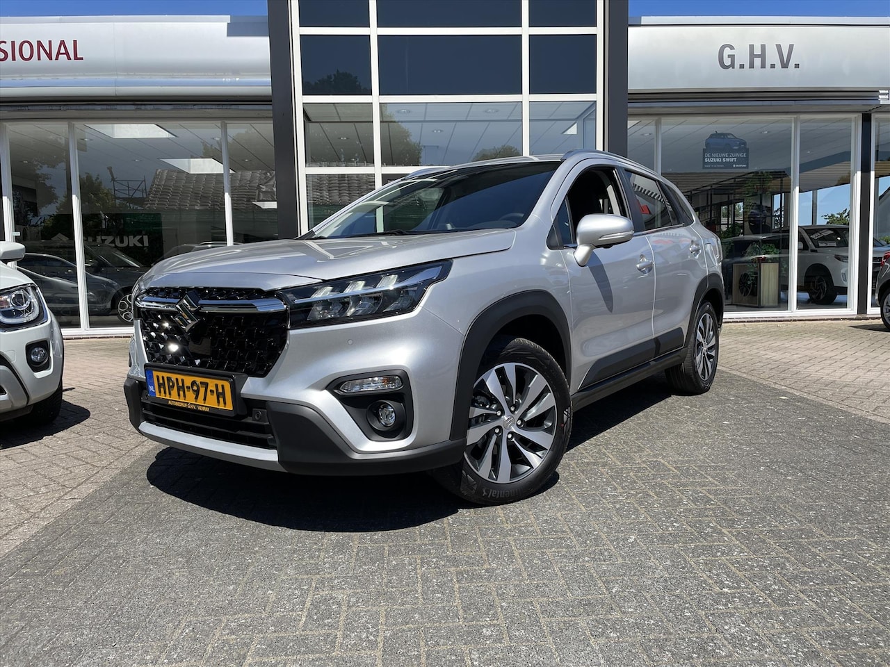 Suzuki S-Cross - 1.5 Hybrid 115PK Automaat Style | 6 jaar garantie | - AutoWereld.nl