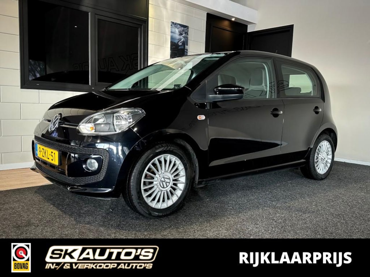 Volkswagen Up! - 1.0 HIGH UP! BLUEM. NAP l LMV l AIRCO l PDC l CRUISE l FENDER l - AutoWereld.nl