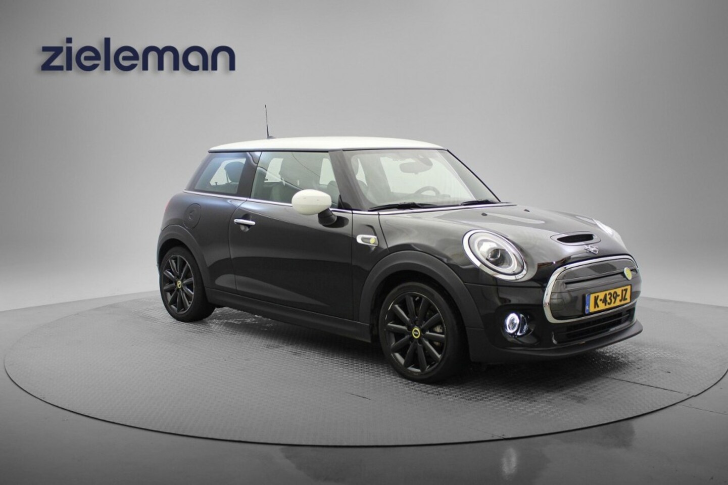 MINI Mini-Electric - Essential 33 kWh - Carplay, Navi, Clima, Cruise, Camera, Half Leer, SOH 95% - AutoWereld.nl