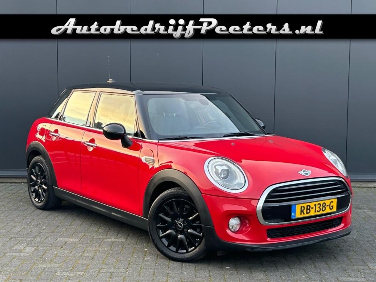 MINI Cooper - 1.5 5-Drs HUD LED Leder Sportstoelen Navi Cruise NL-auto - AutoWereld.nl