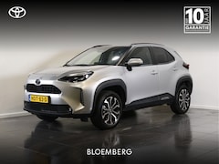 Toyota Yaris Cross - 1.5 Hybrid 115 First Edition | Stuur / Stoelverwarming | Dode-hoek |