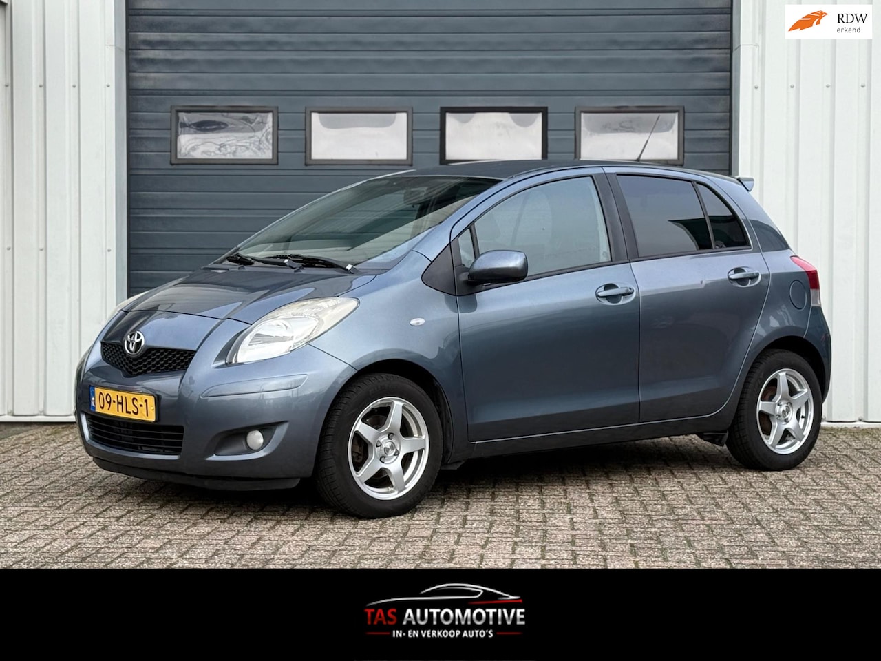 Toyota Yaris - 1.3 VVTi Dynamic 5-deurs / AIRCO / APK - AutoWereld.nl