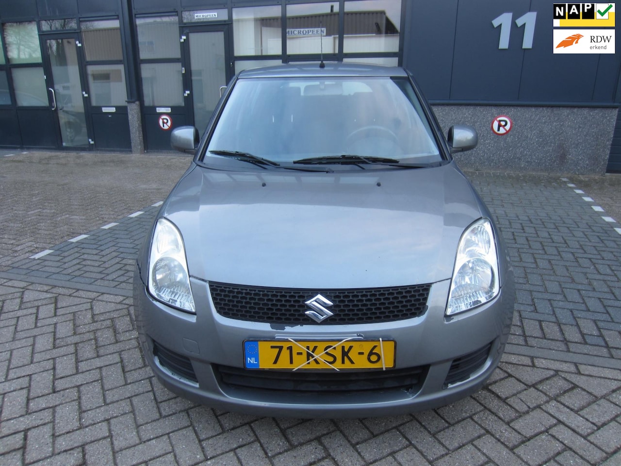 Suzuki Swift - 1.3 Comfort Airco 5-Deurs 133.000KM NAP! APK! - AutoWereld.nl