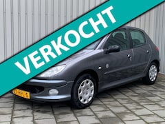 Peugeot 206 - 1.4 Génération|97000KM|Airco|5 Deurs|