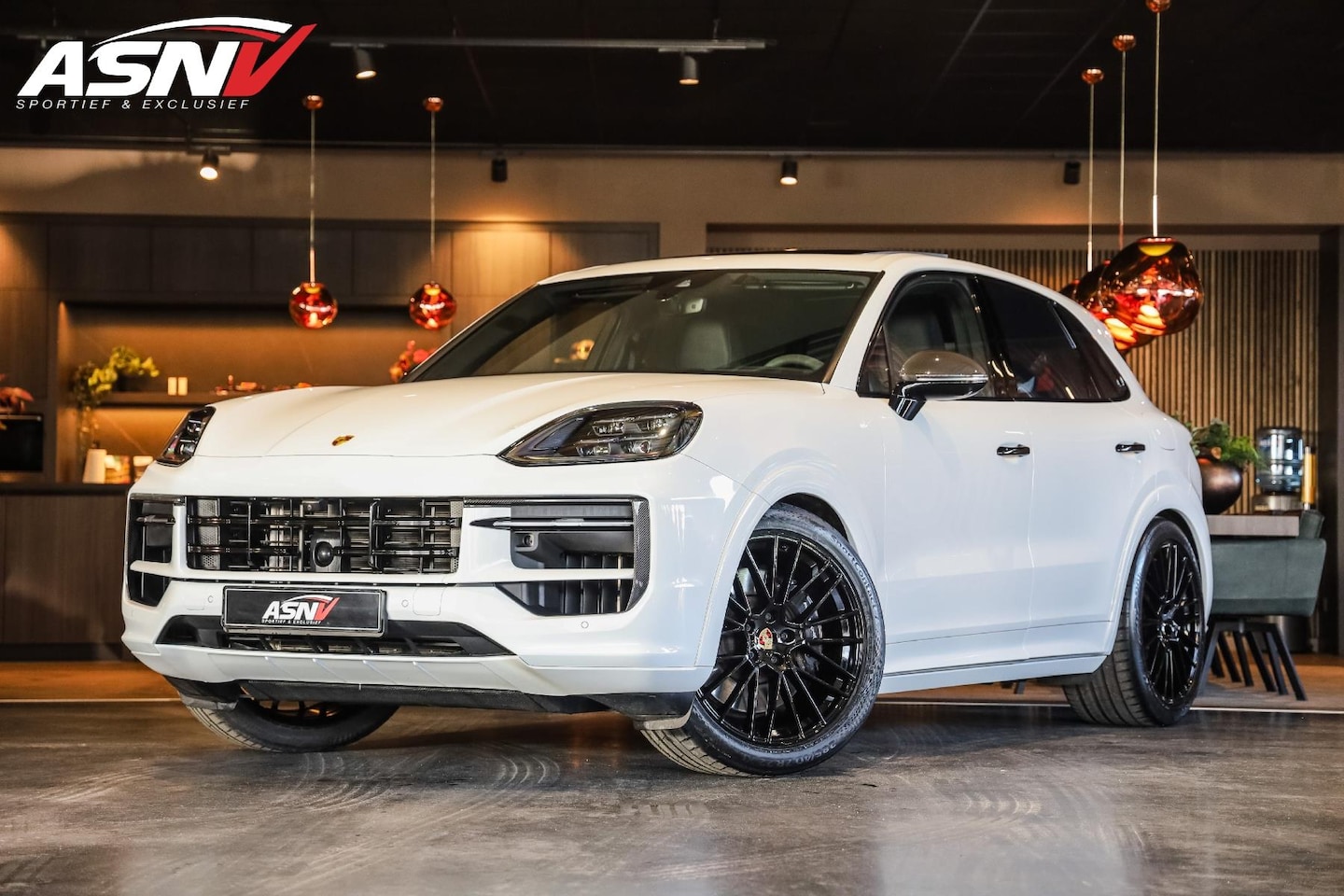 Porsche Cayenne - 3.0 S E-Hybrid 3.0 S E-Hybrid, 519 PK, Facelift, Carbon/Exterieur, Pano/Dak, PDCC/Vierwiel, Burmester, He - AutoWereld.nl