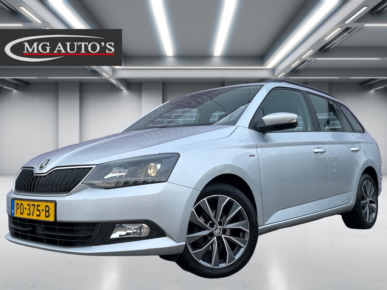 Skoda Fabia Combi - 1.2 TSI Drive | Trekhaak | Navigatie | Cruise Control | Parkeersensoren | Airconditioning - AutoWereld.nl