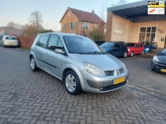 Renault Scénic - 2.0-16V Privilège Luxe