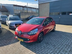 Renault Clio - 0.9 TCe Expression//Bose Audio