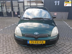 Toyota Yaris - 1.3-16V VVT-i Luna 2000 5-Deurs NAP APK