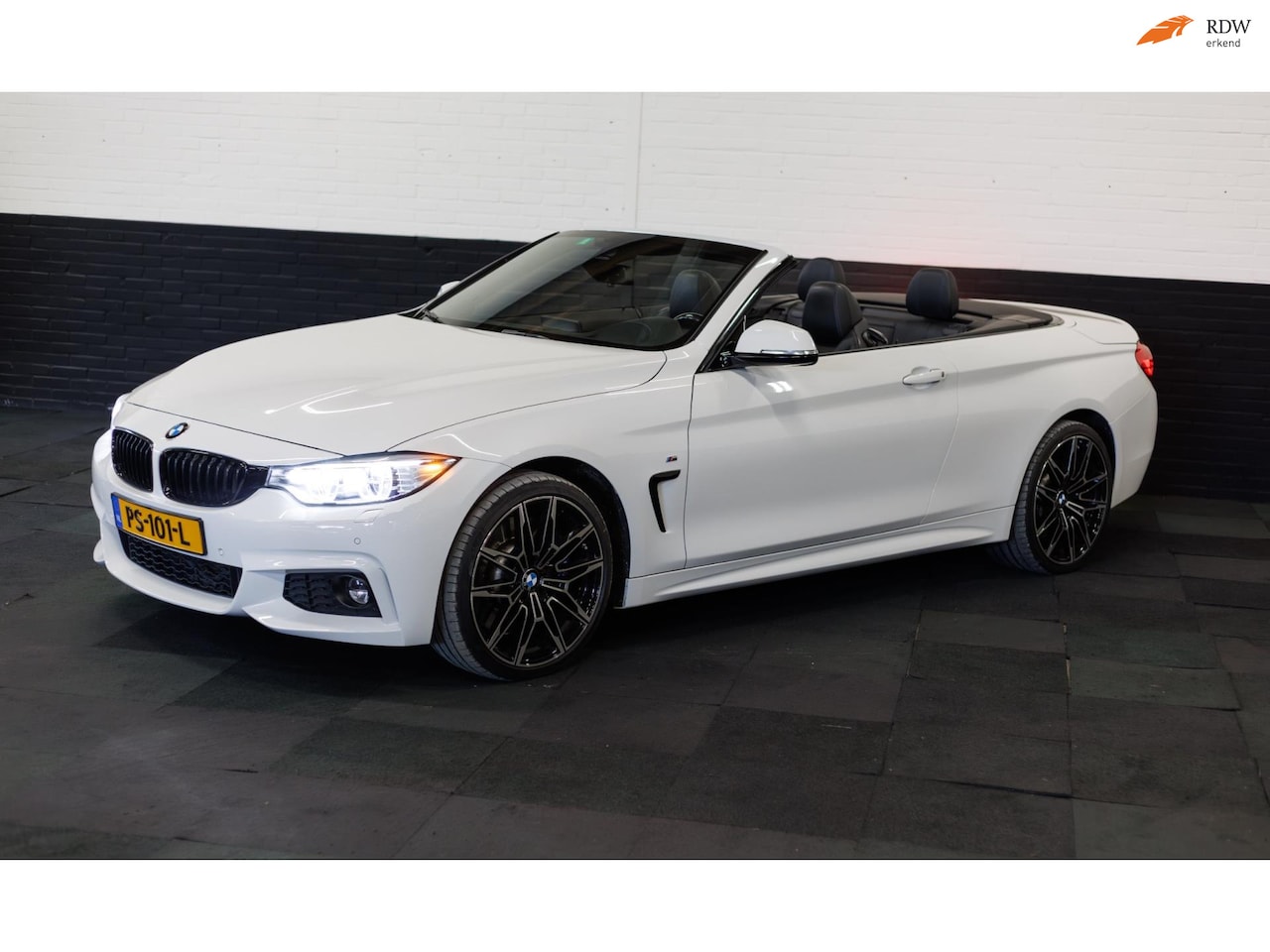 BMW 4-serie Cabrio - 440i xDrive Centennial High Executive 440i xDrive Centennial High Executive - AutoWereld.nl