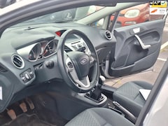 Ford Fiesta - €3850, -1.4 Titanium Apk 2027 Climate Control Cruise