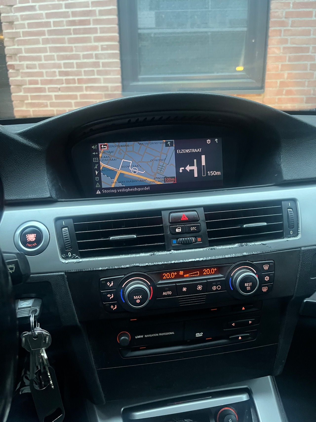 BMW 3-serie - 318i Business Line - AutoWereld.nl