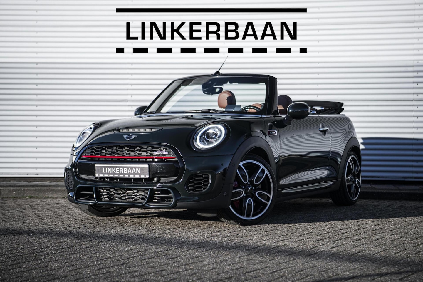 MINI Cabrio - 2.0 John Cooper Works | Vol opties | H&K | Head Up | Leder | 18 inch | - AutoWereld.nl