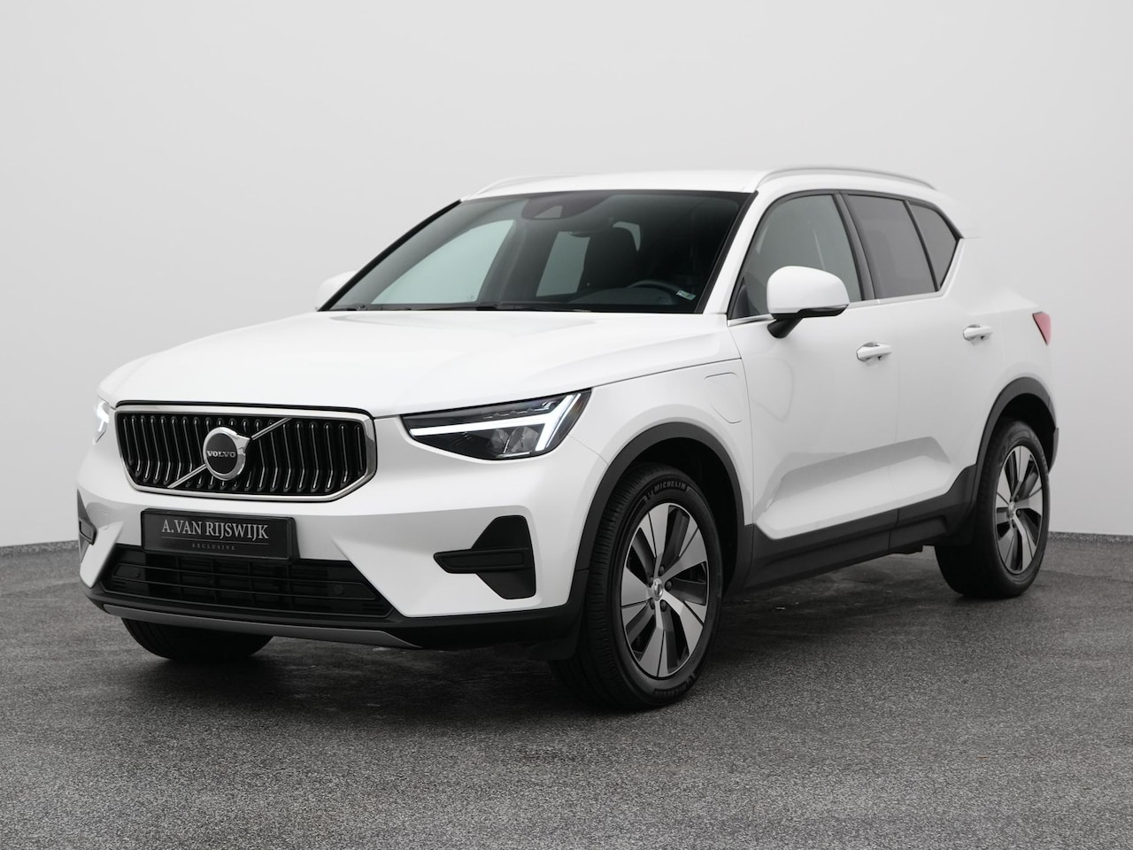 Volvo XC40 - 1.5 T4 Recharge Inscription Expression | CAMERA | KEYLESS - AutoWereld.nl