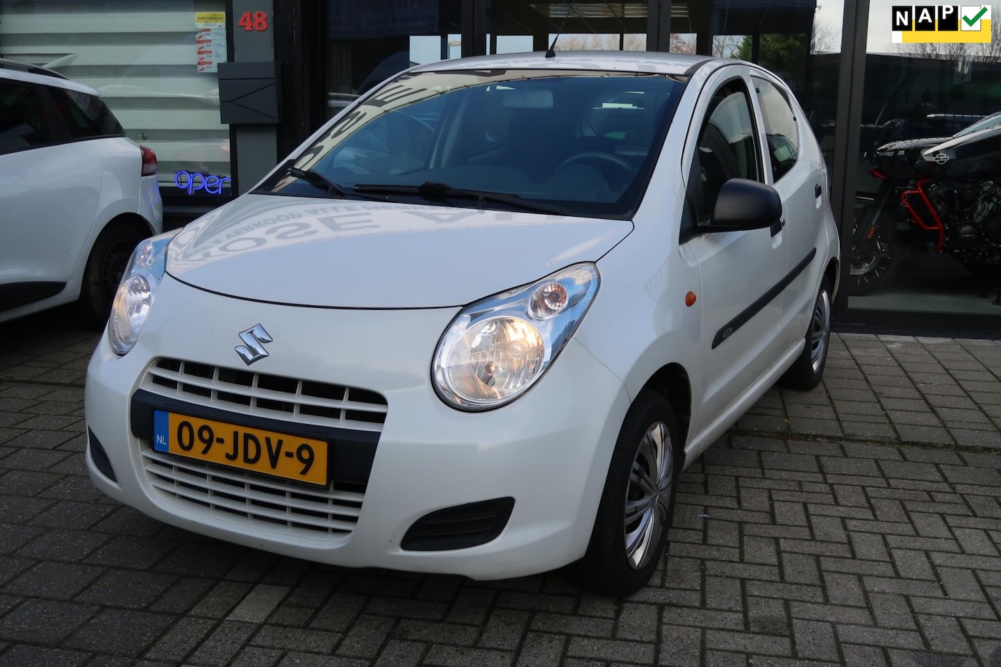 Suzuki Alto - 1.0 Comfort 1.0 Comfort - AutoWereld.nl