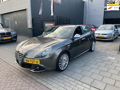 Alfa Romeo Giulietta - 1.4 T Distinctive 1e Eigenaar Airco NAP APK