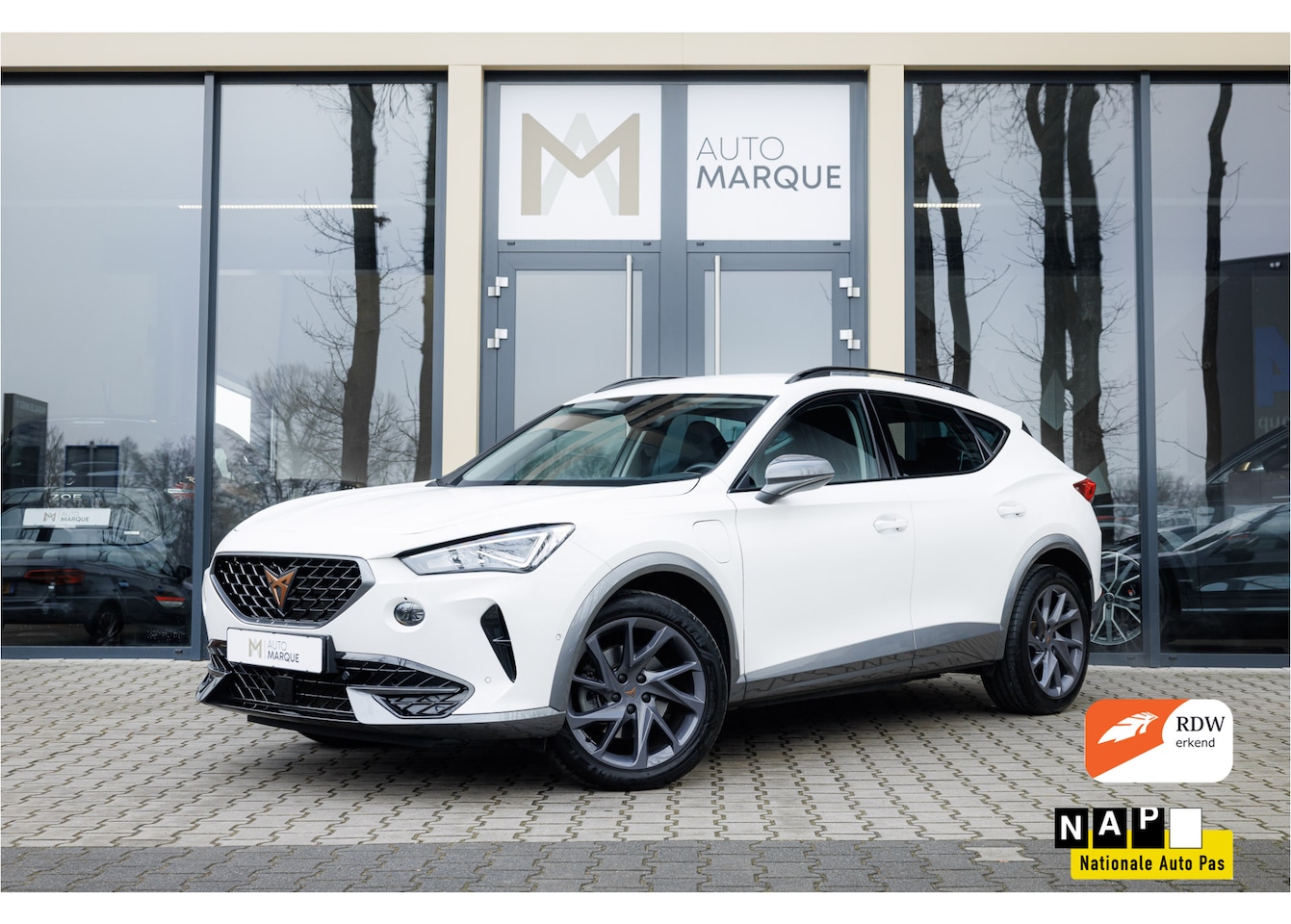 CUPRA Formentor - 1.4 TSI e-Hybrid 204PK | Leder | Memory Seat | 18” LM Velgen | Apple CarPlay | Keyless | S - AutoWereld.nl