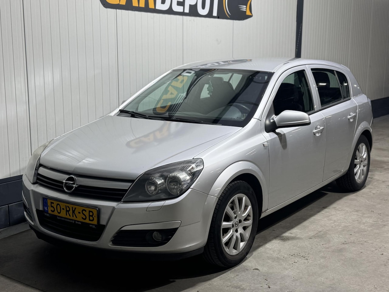 Opel Astra - 1.6 Enjoy Nette wagen Vol jaar APK - AutoWereld.nl
