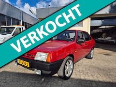 Lada Samara - DIVA ENIGE IN NL SPUTNIK