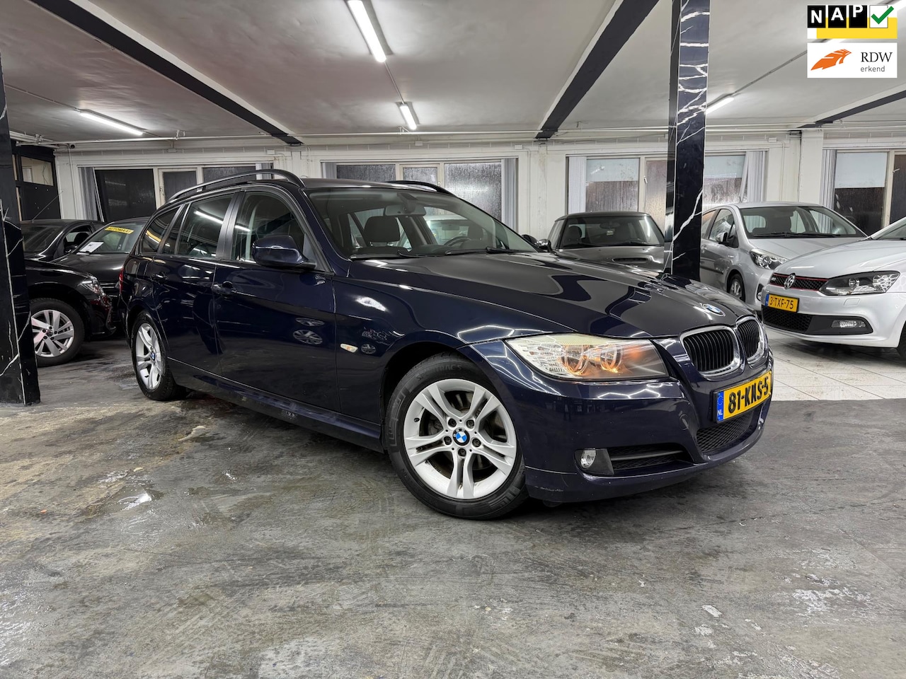 BMW 3-serie Touring - 318i Business Line Automaat/Navi - AutoWereld.nl