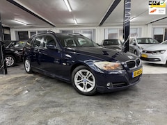 BMW 3-serie Touring - 318i Business Line Automaat/Navi