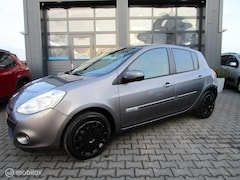 Renault Clio - 1.2 Authentique 176dkm 5drs Airco Cruise Org NL