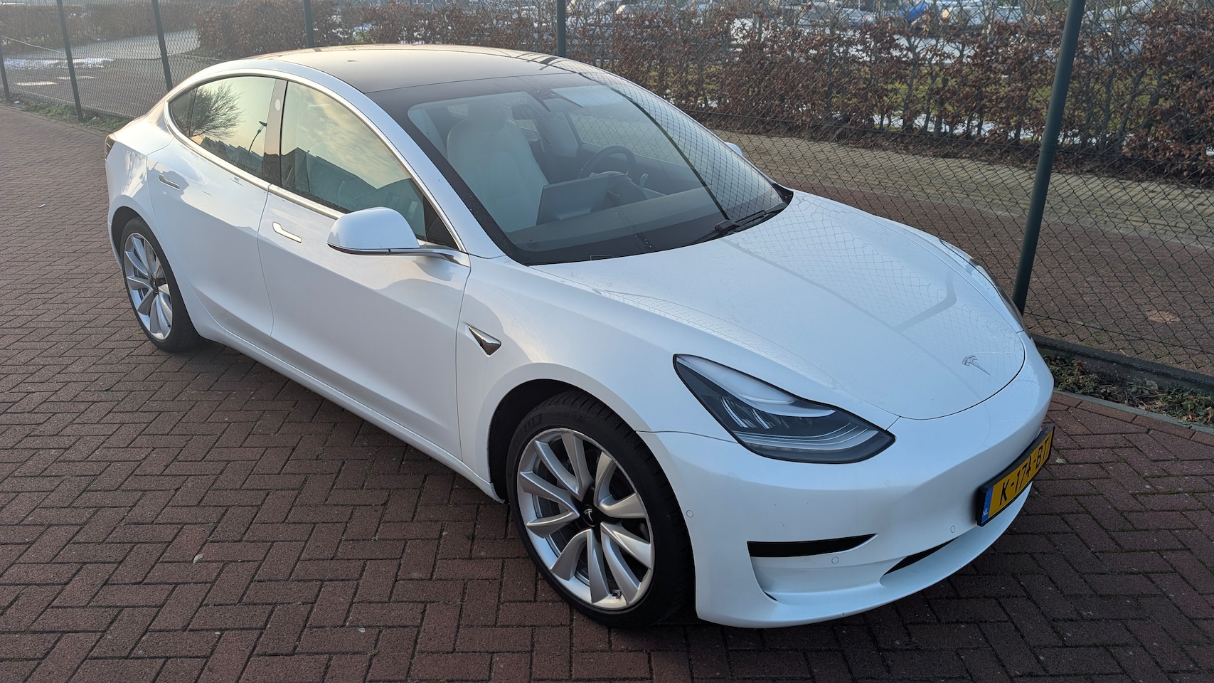 Tesla Model 3 - Standard RWD Plus Uniek: Inclusief FSD licentie - AutoWereld.nl