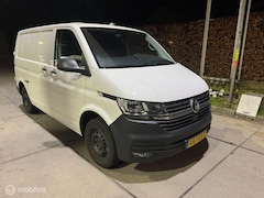 Volkswagen Transporter - 2.0 TDI L2H1 AUTOMAAT DSG 150 PK