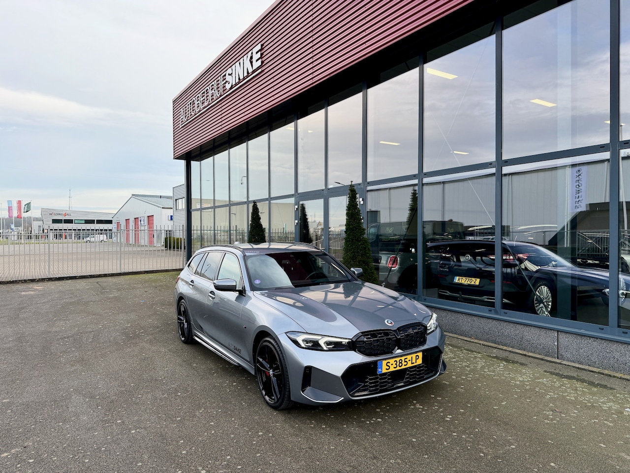 BMW 3-serie Touring - 330e xDrive M-Sport - AutoWereld.nl