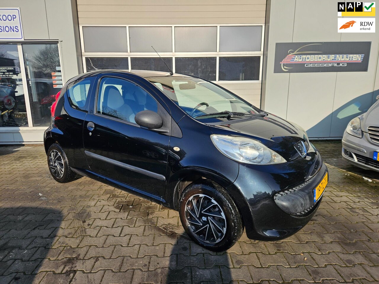 Peugeot 107 - 1.0-12V XR 1.0-12V XR - AutoWereld.nl