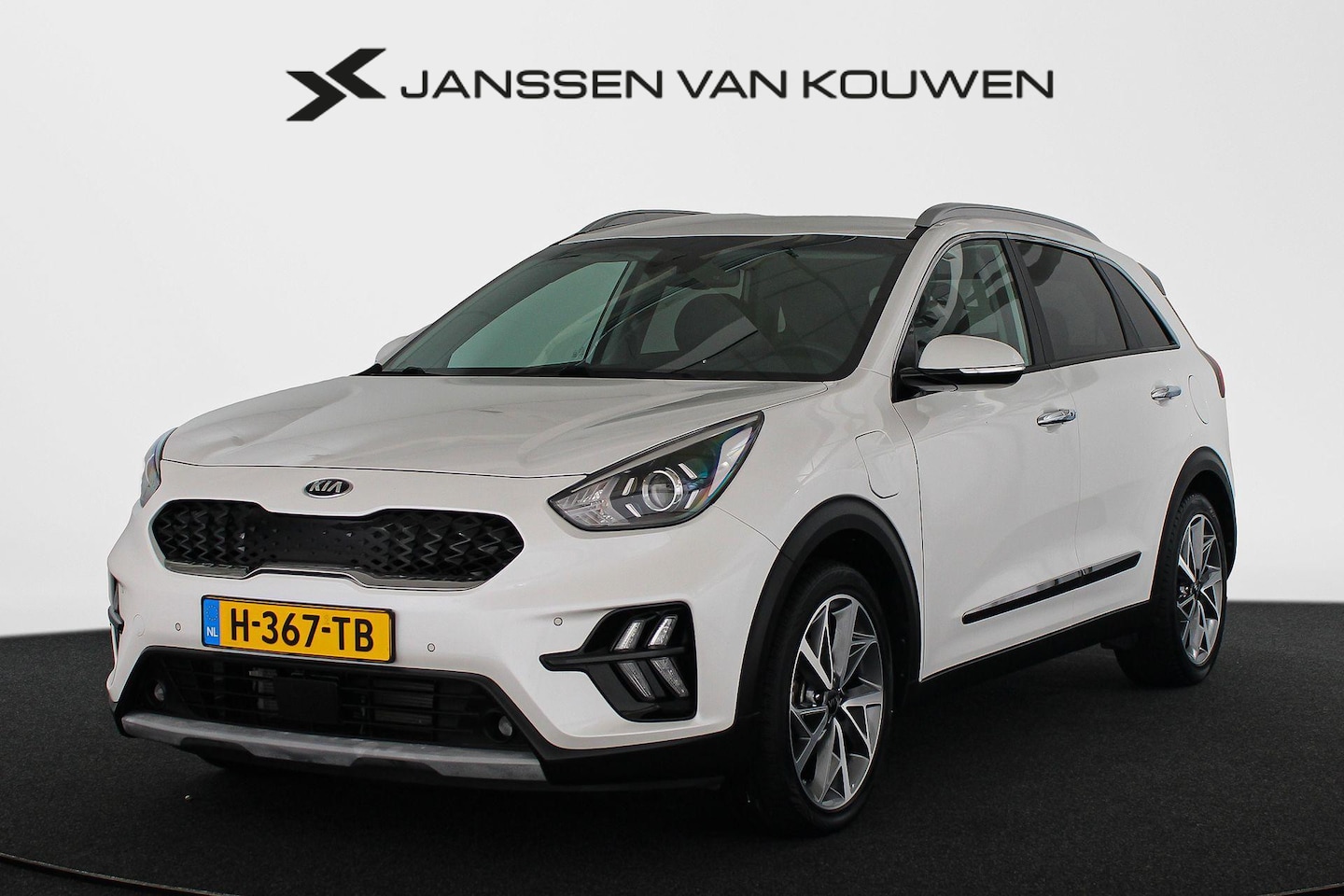Kia Niro - 1.6 GDi PHEV DynamicPlusLine Stuur-Stoelverwarming Navi Keyless Camera - AutoWereld.nl