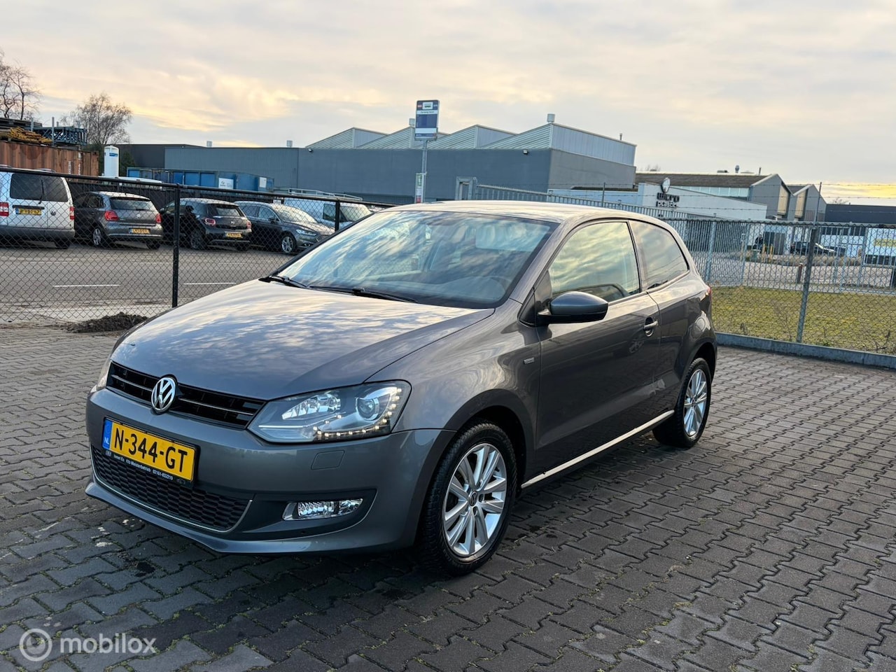 Volkswagen Polo - 1.2 TSI Highline Edition DSG AUTIOMAAT - AutoWereld.nl