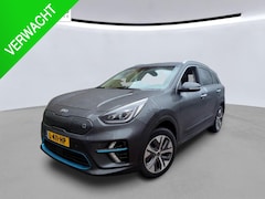 Kia e-Niro - ExecutiveLine 64 kWh NL-AUTO | LEDER | PANODAK | 3 FASE