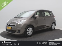Toyota Verso S - 1.3 VVT-i Aspiration AUTOMAAT / Cruise Control / Navigatie / Achteruitrijcamera / Climate