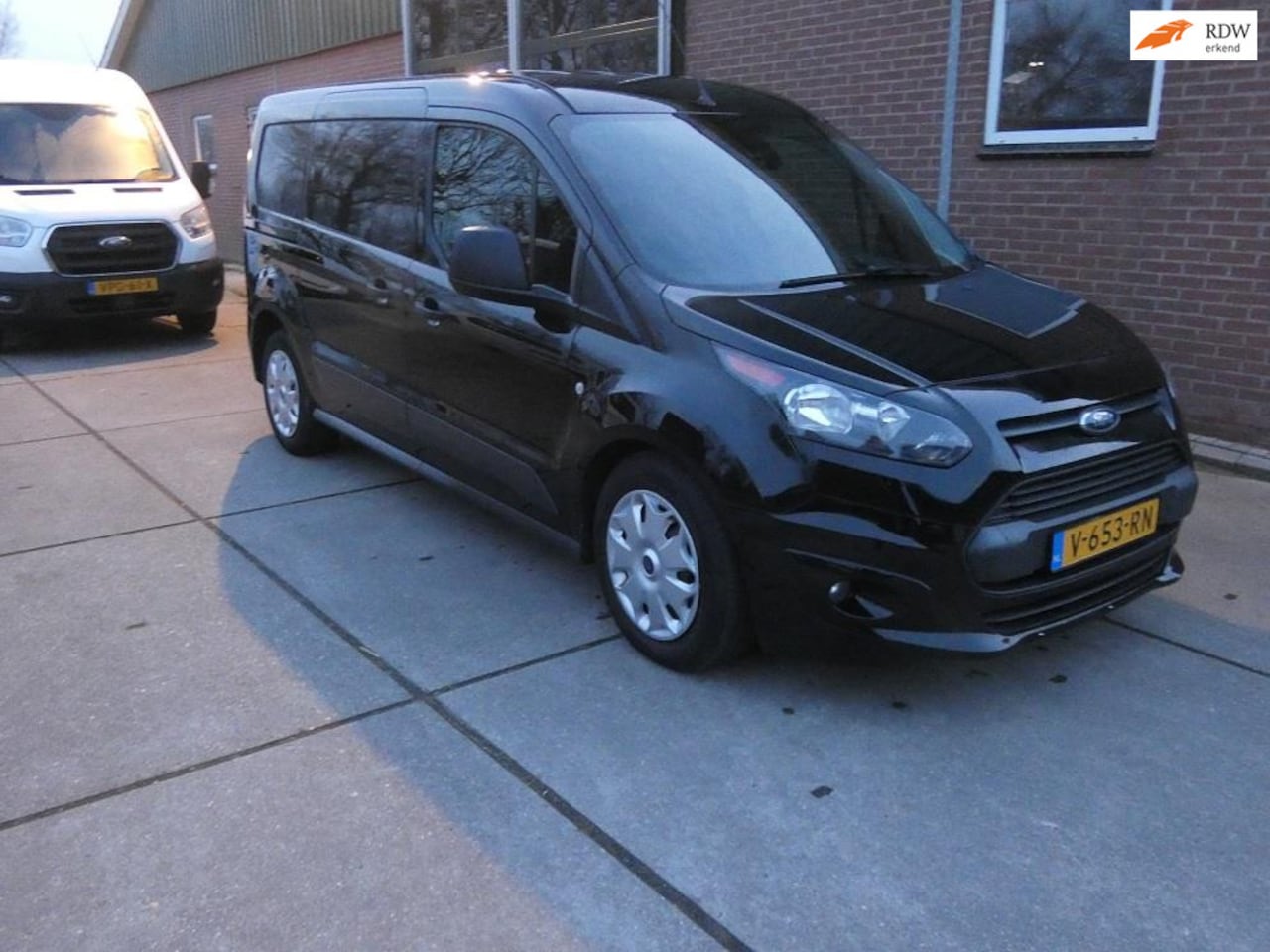 Ford Transit Connect - 1.5 TDCI L2 Trend*autom* navi/cam*120pk - AutoWereld.nl