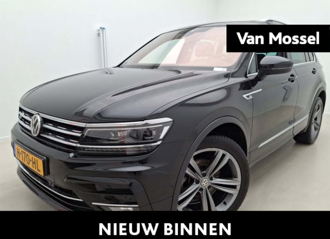 Volkswagen Tiguan - 1.5 TSI Comfortline Business 130 PK | Elektrisch Panoramadak | Camera | Climate Control | - AutoWereld.nl