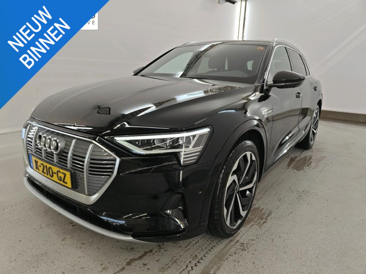 Audi e-tron - 55 quattro Business edition Plus 95 kWh NL-AUTO | PANODAK | SOH 93% | TREKHAAK - AutoWereld.nl
