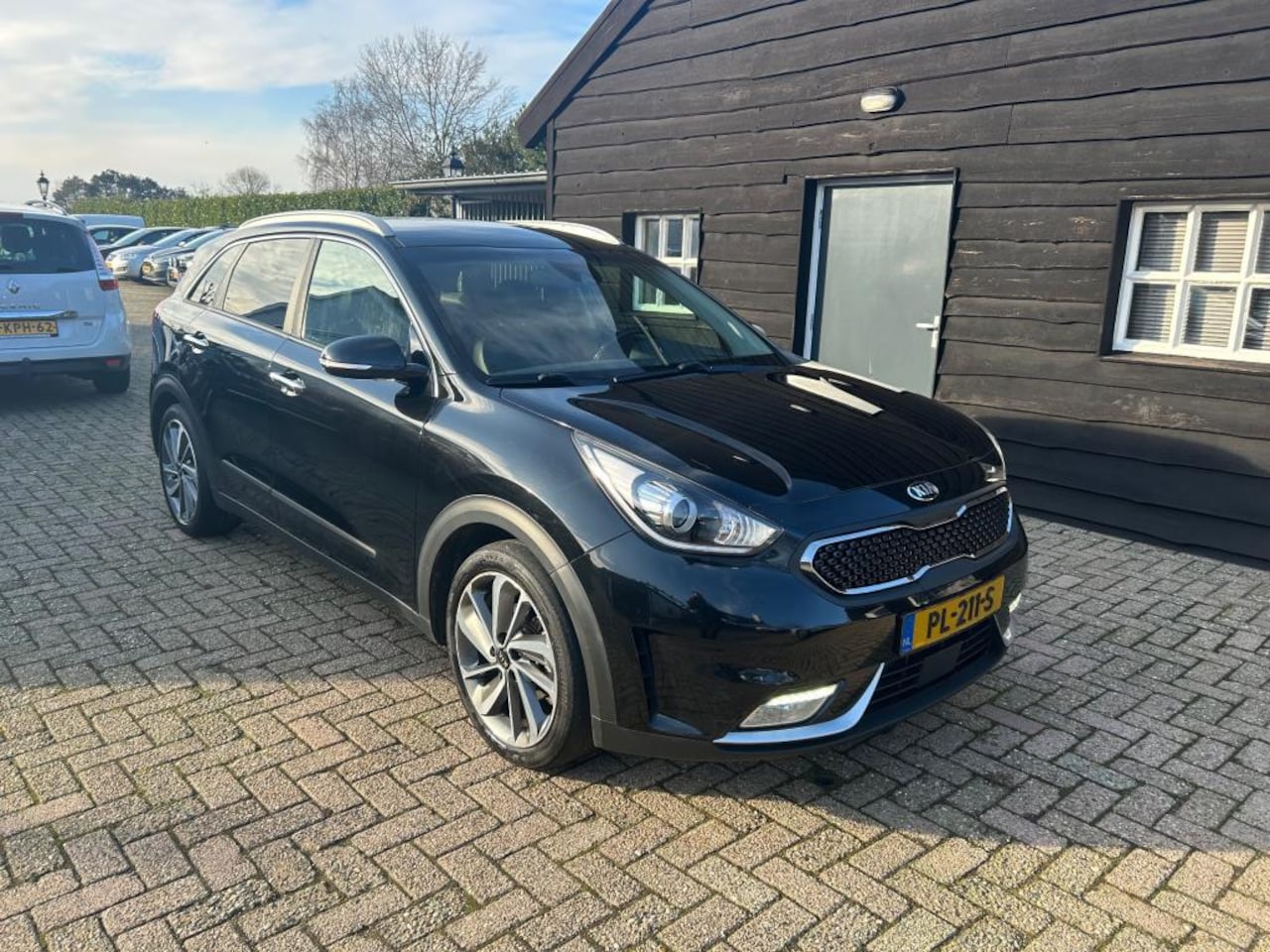 Kia Niro - 1.6 GDi Hybrid SportsLine 1.6 GDi Hybrid SportsLine - AutoWereld.nl
